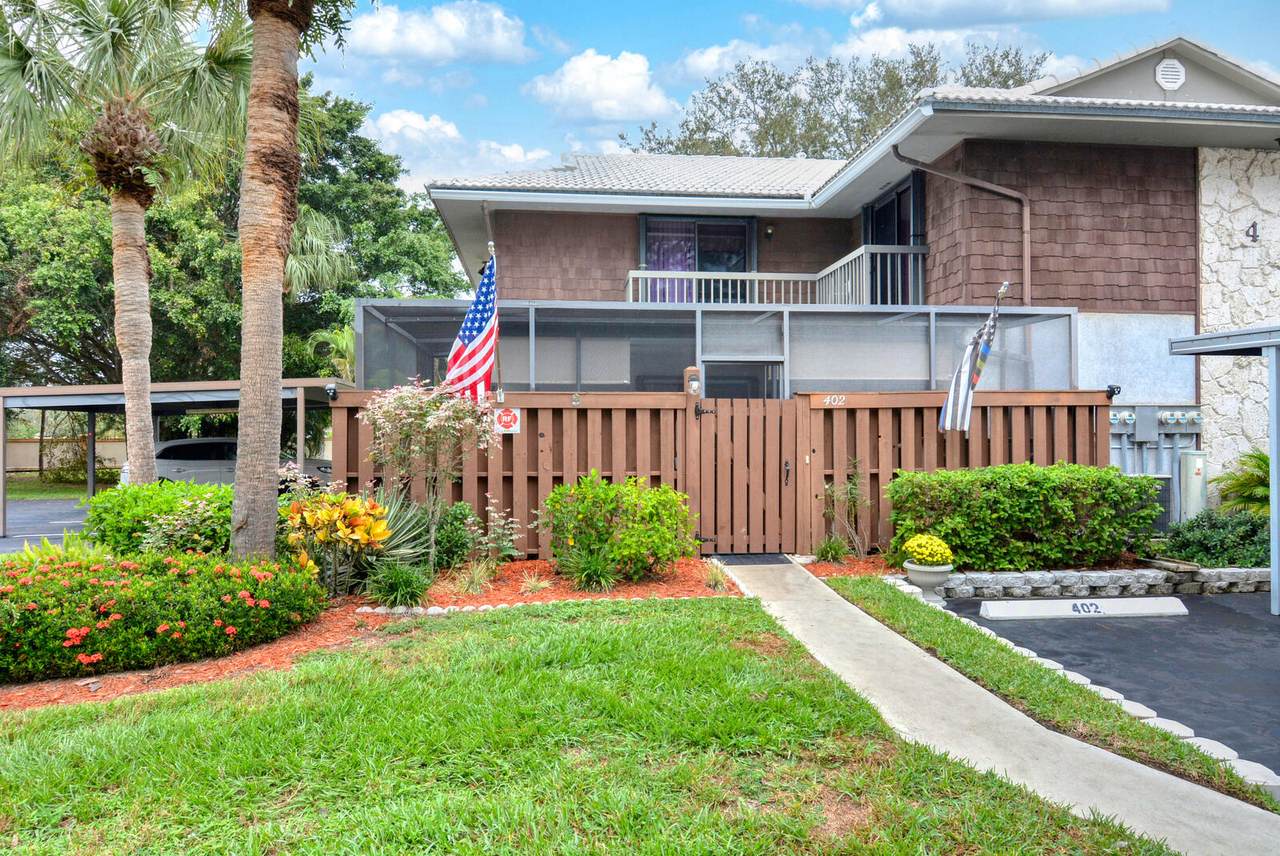 402 Castle Court - Photo 1
