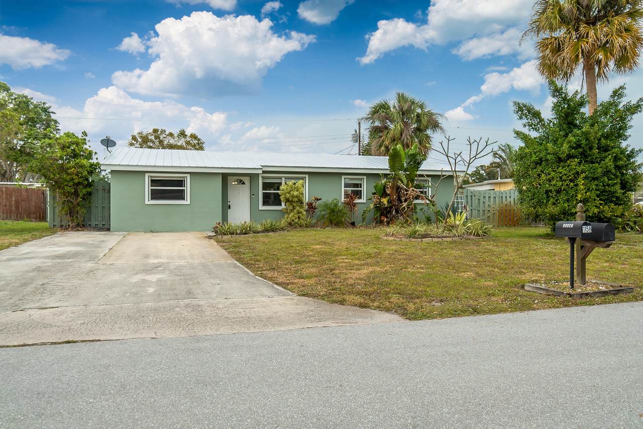 1157 14th Terrace - Photo 1