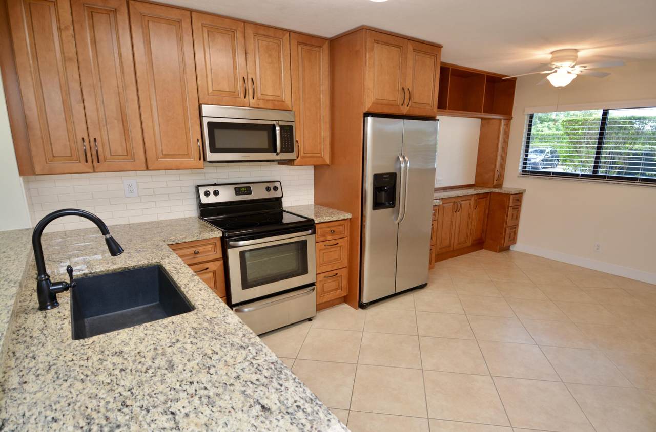 15461 Pembridge Drive - Photo 1