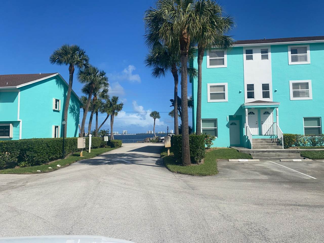 13517 Indian River Drive - Photo 1