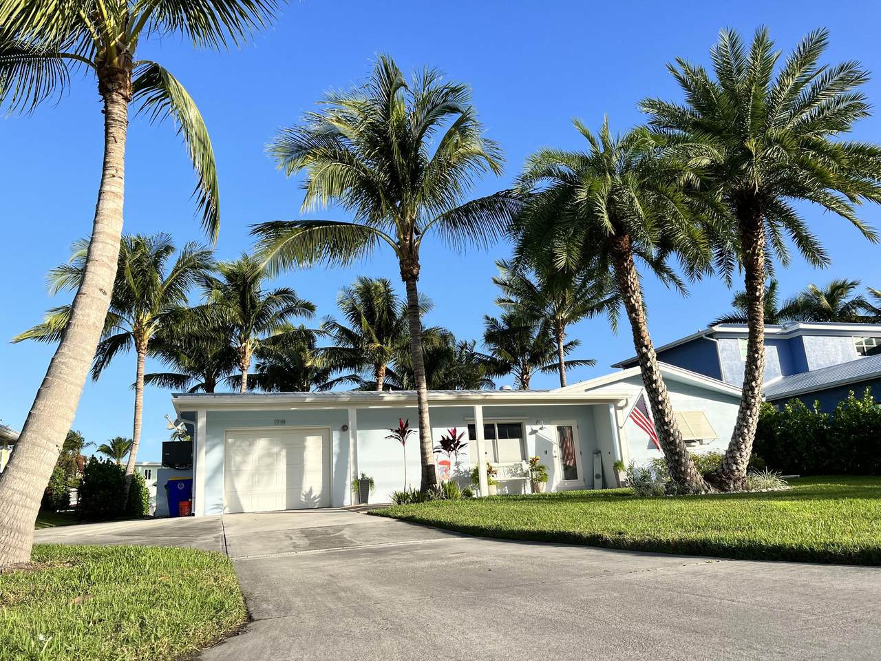 1719 Dyer Point Road - Photo 1