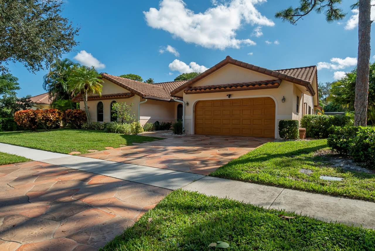 2872 28th Street - Photo 1
