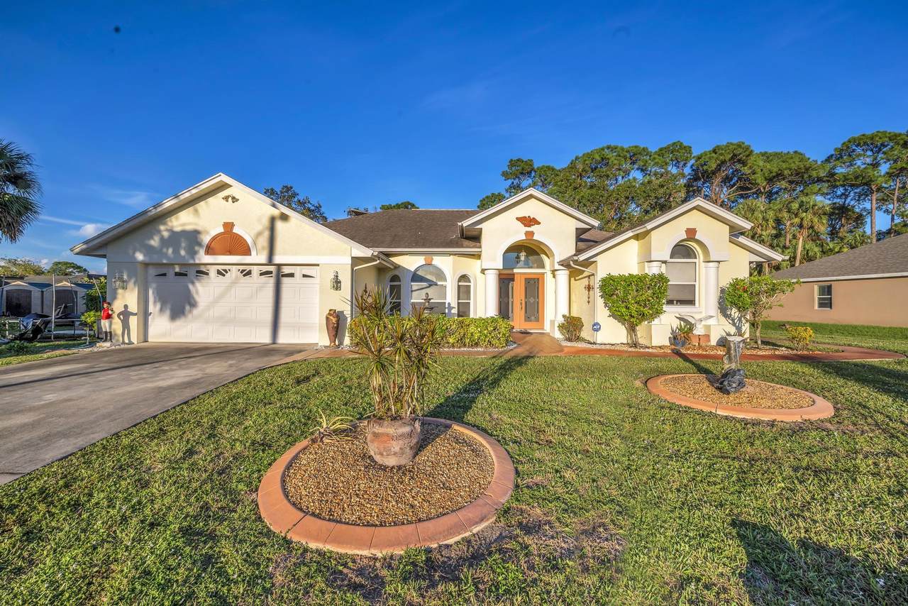 2041 Villanova Road - Photo 1