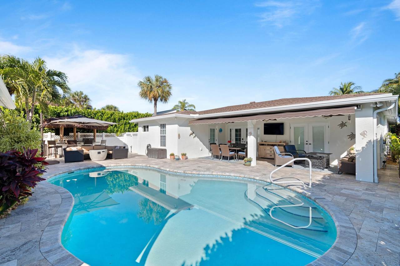 214 Alhambra Place - Photo 1
