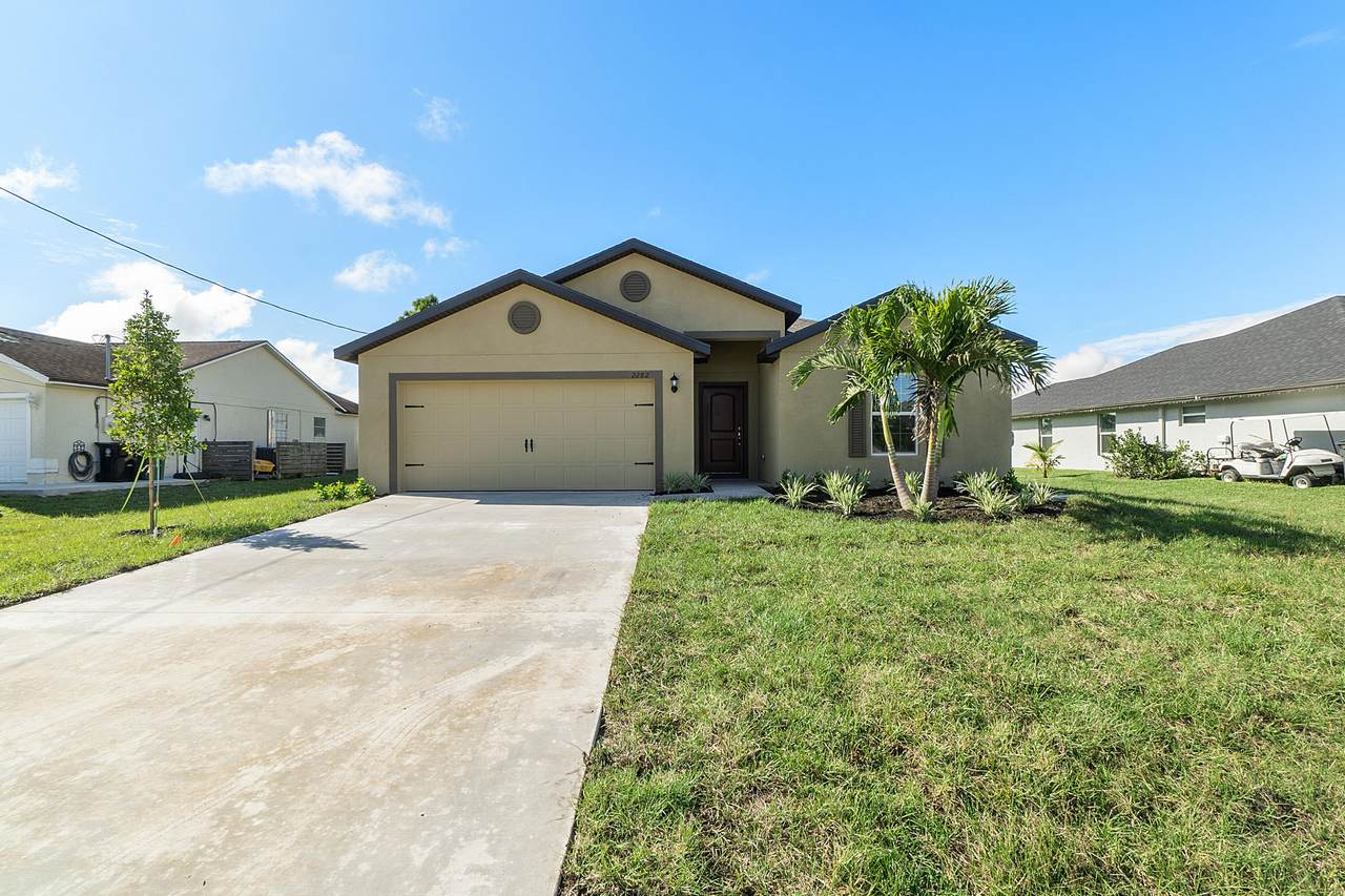 2282 Alminar Street - Photo 1