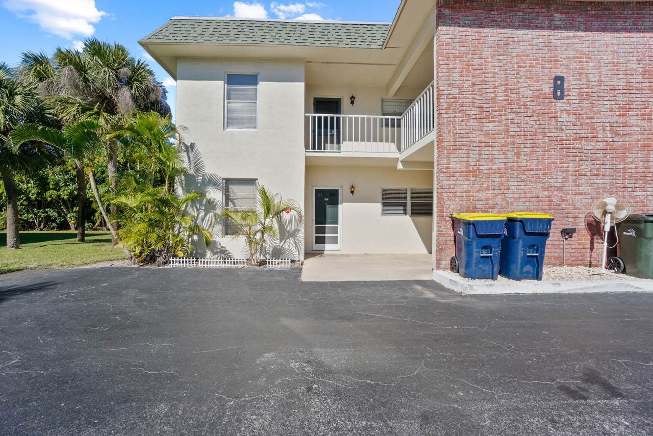 1900 Kanner Highway - Photo 1