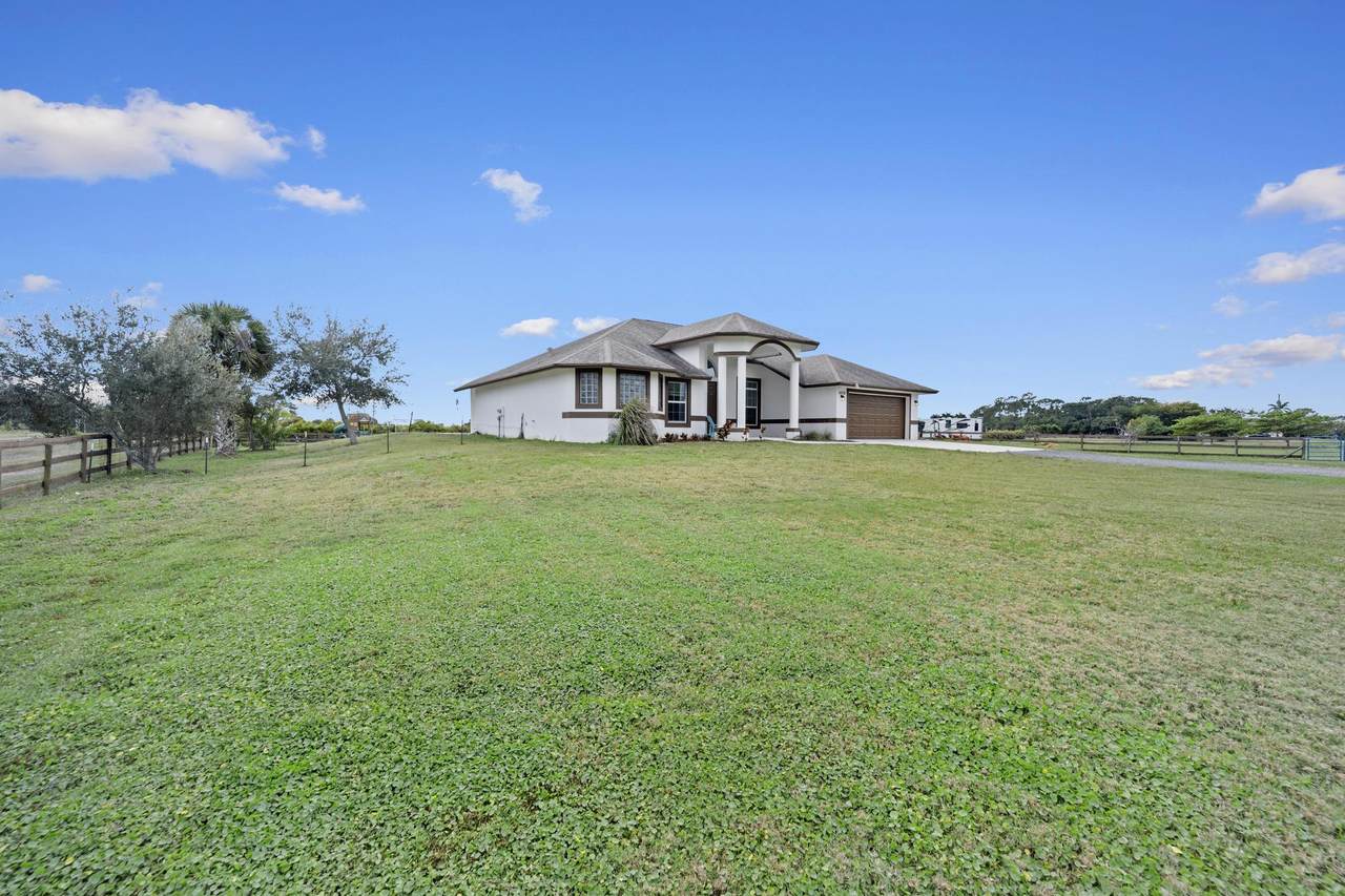 19378 Deer Run Boulevard - Photo 1
