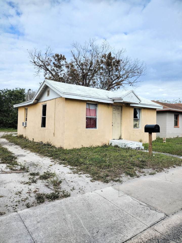 519 25th Street - Photo 1