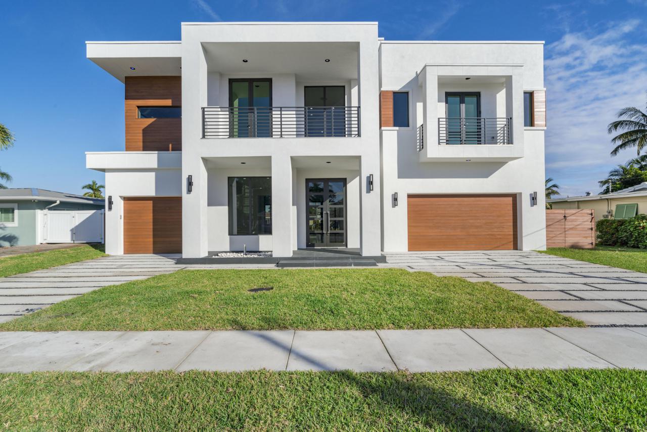 731 69th Street - Photo 1