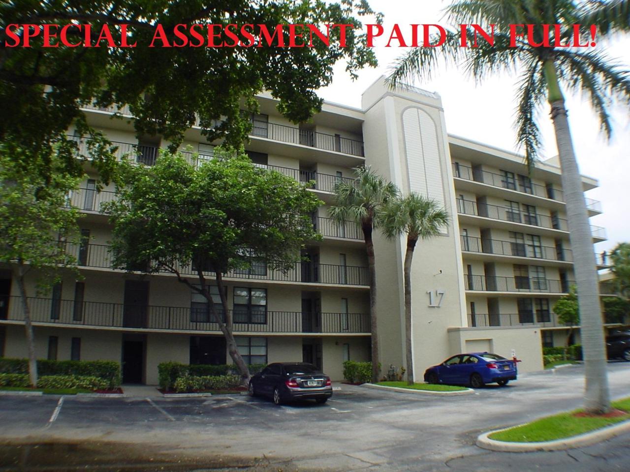 17 Royal Palm Way - Photo 1