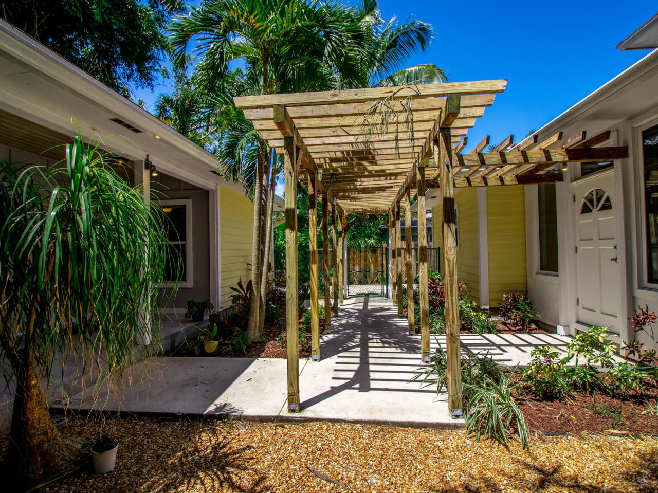 310 7th Avenue - Photo 1