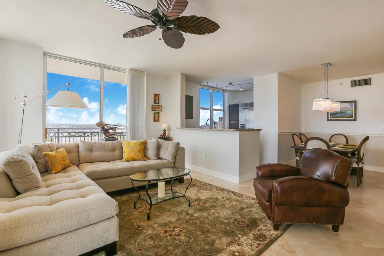 550 Okeechobee Boulevard - Photo 1