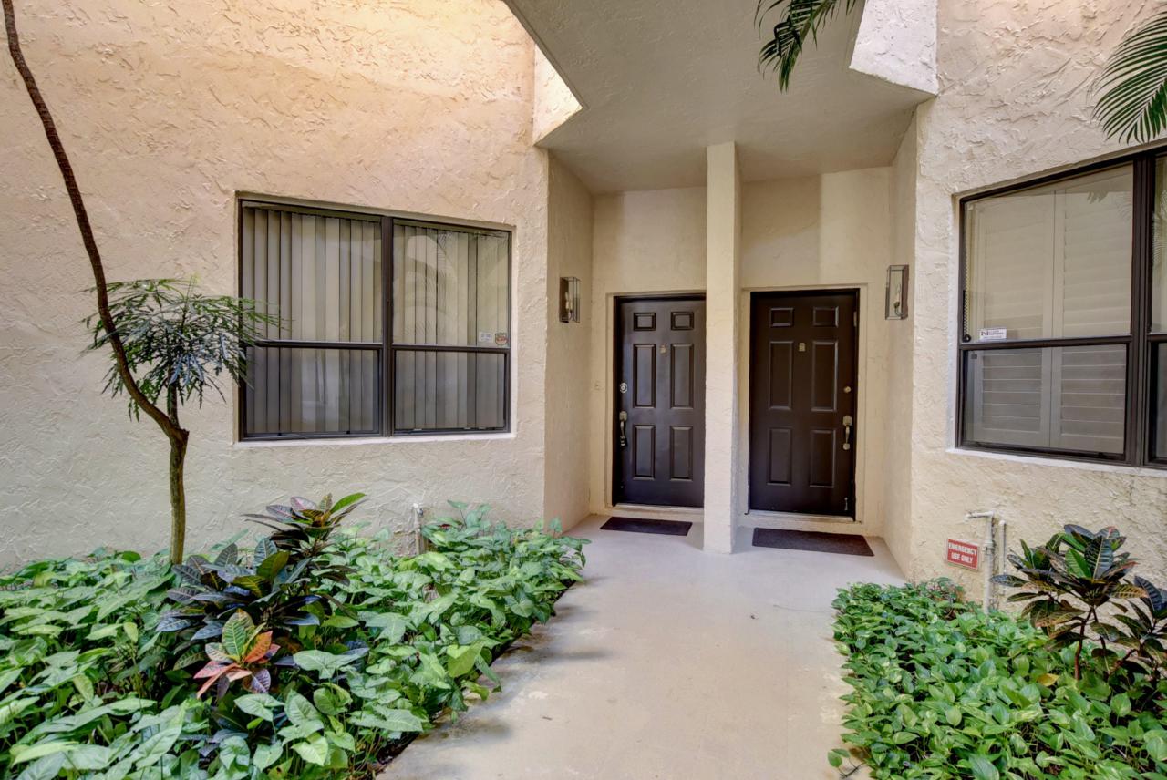 7460 La Paz Boulevard - Photo 1