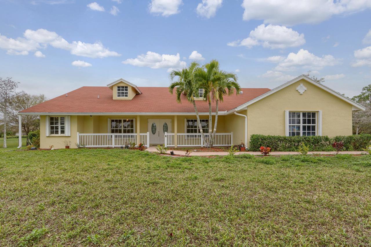 16888 Edinburgh Drive - Photo 1