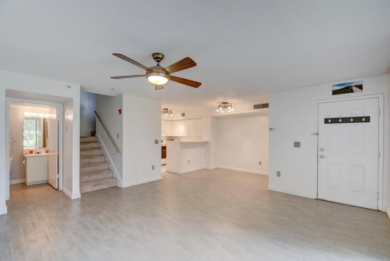111 Yacht Club Way - Photo 1