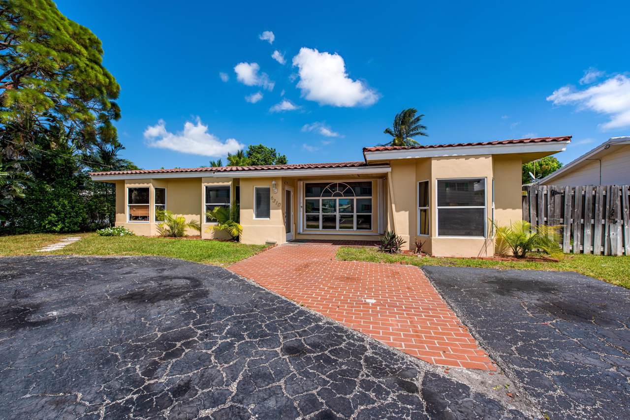 6310 19th Avenue - Photo 1