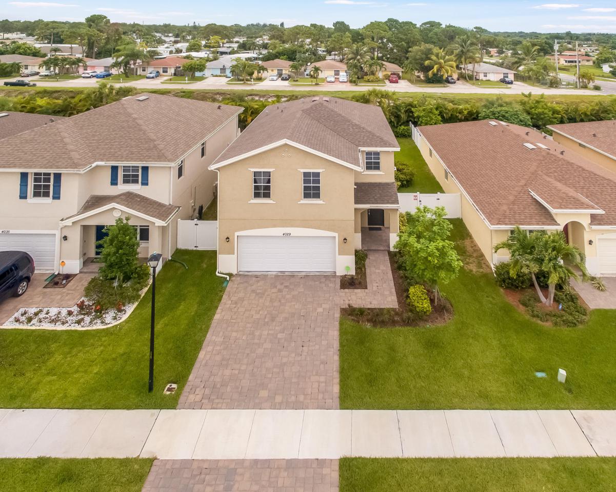 4029 Tomoka Drive - Photo 1