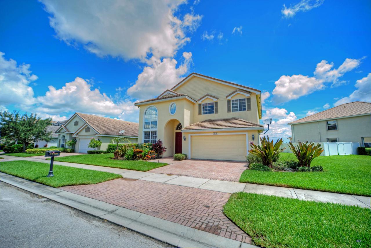 11470 Glengarry Court - Photo 1
