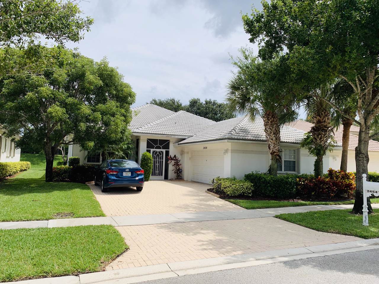 2454 Sailfish Cv Drive - Photo 1