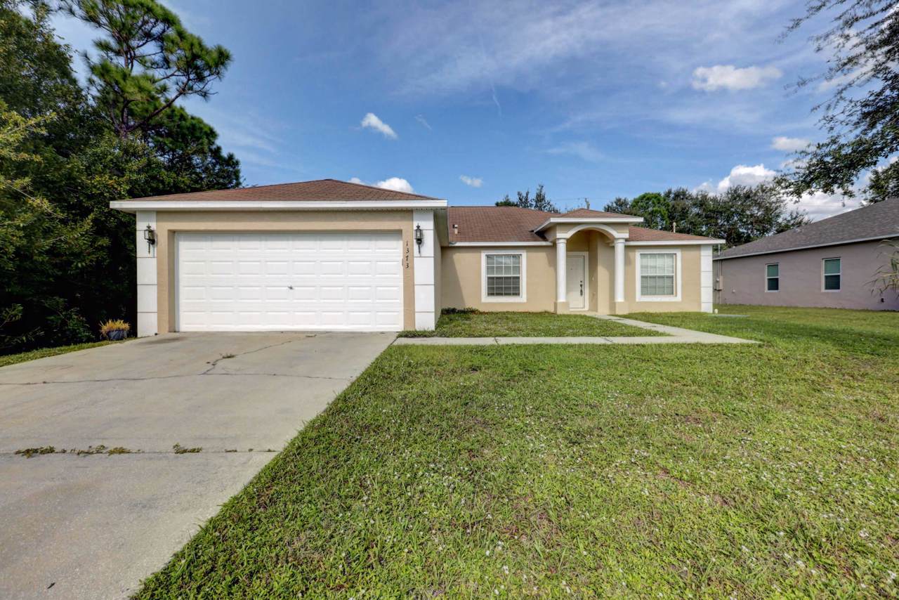 1373 Prairie Circle - Photo 1