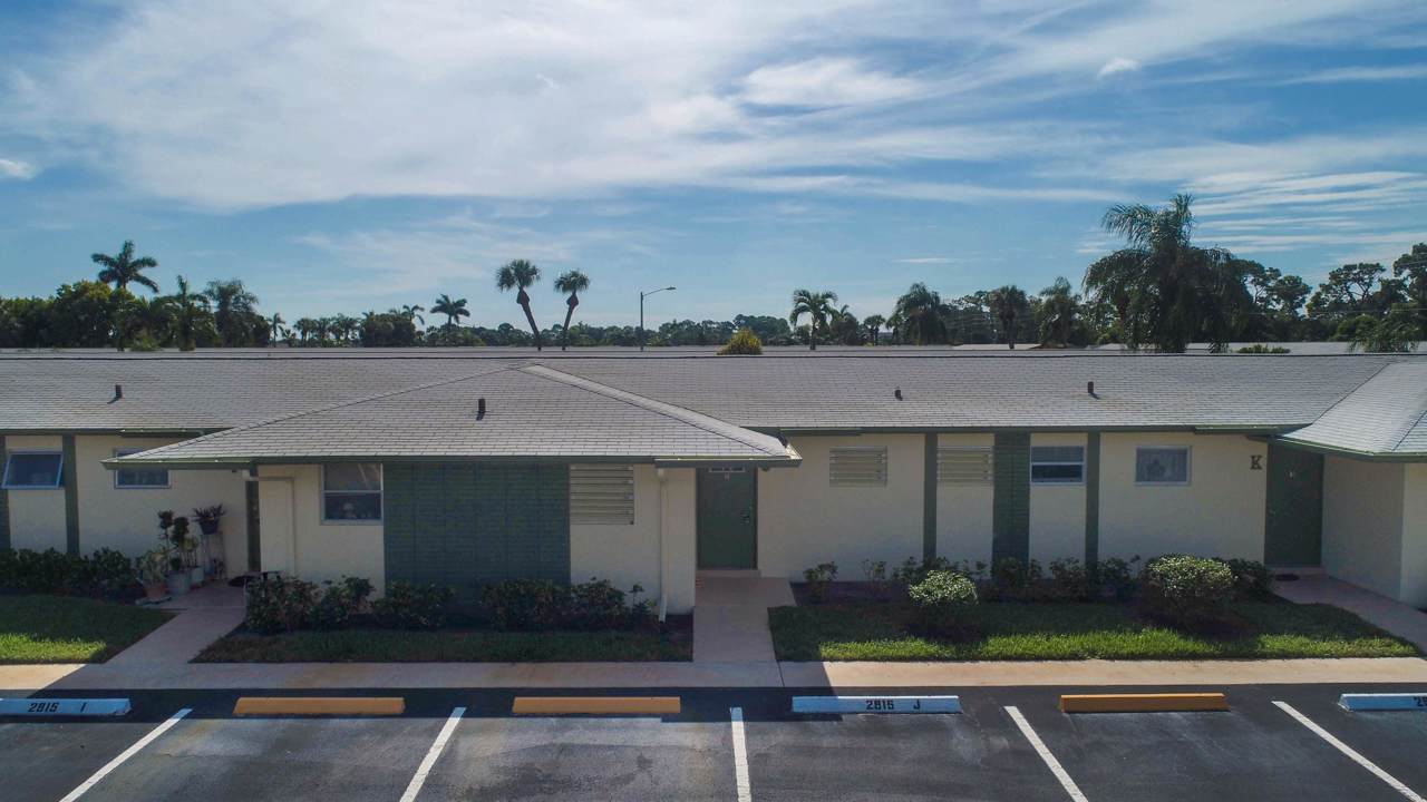 2915 Crosley Drive - Photo 1