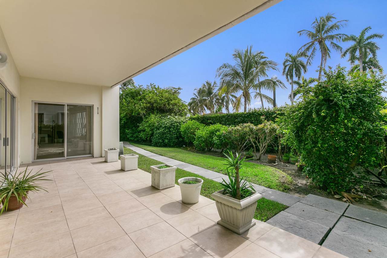 389 Lake Drive - Photo 1