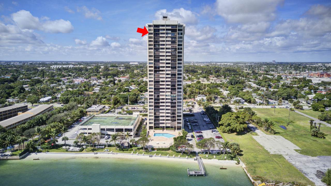 5600 Flagler Drive - Photo 1