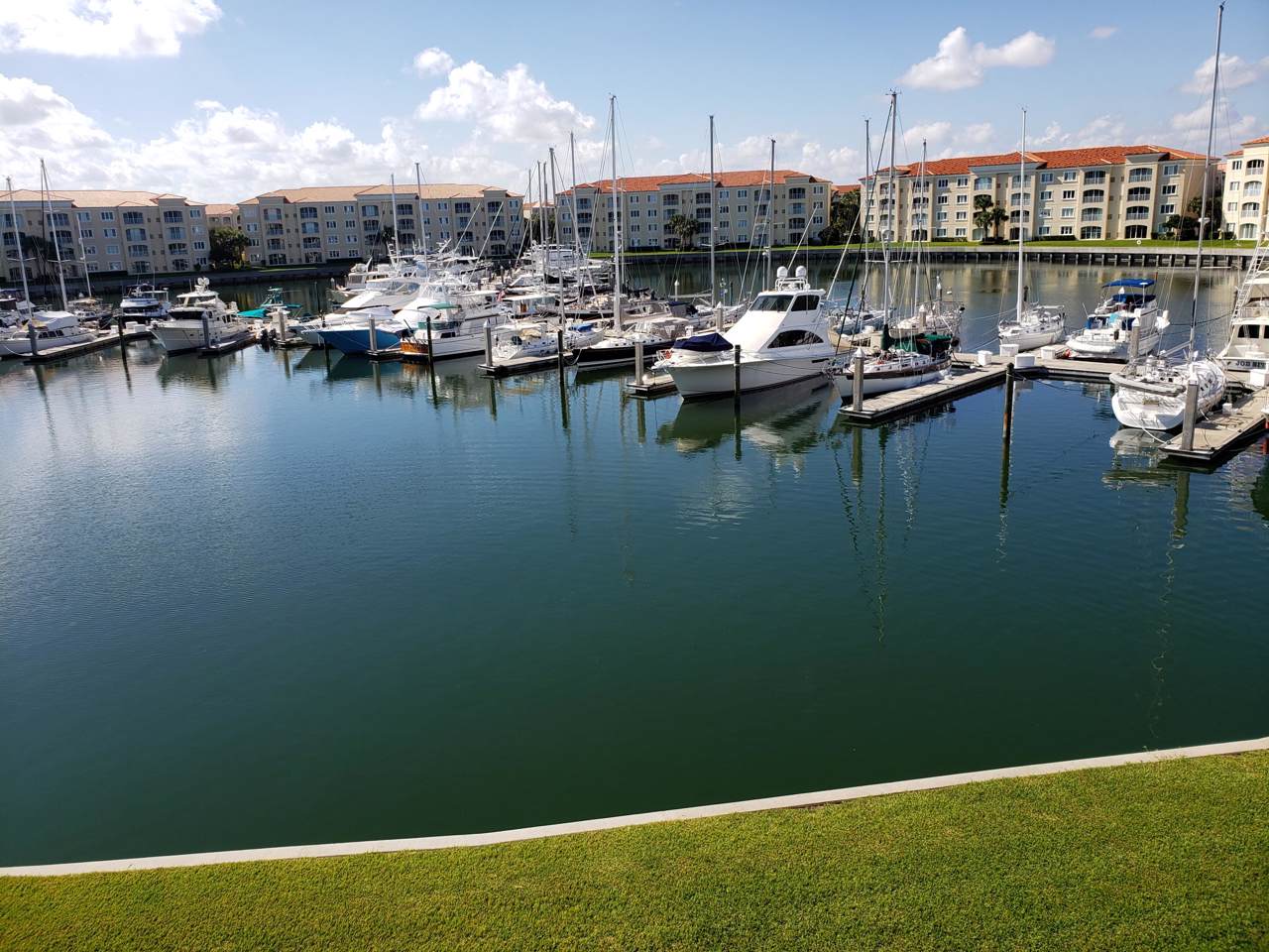 10 Harbour Isle Drive - Photo 1