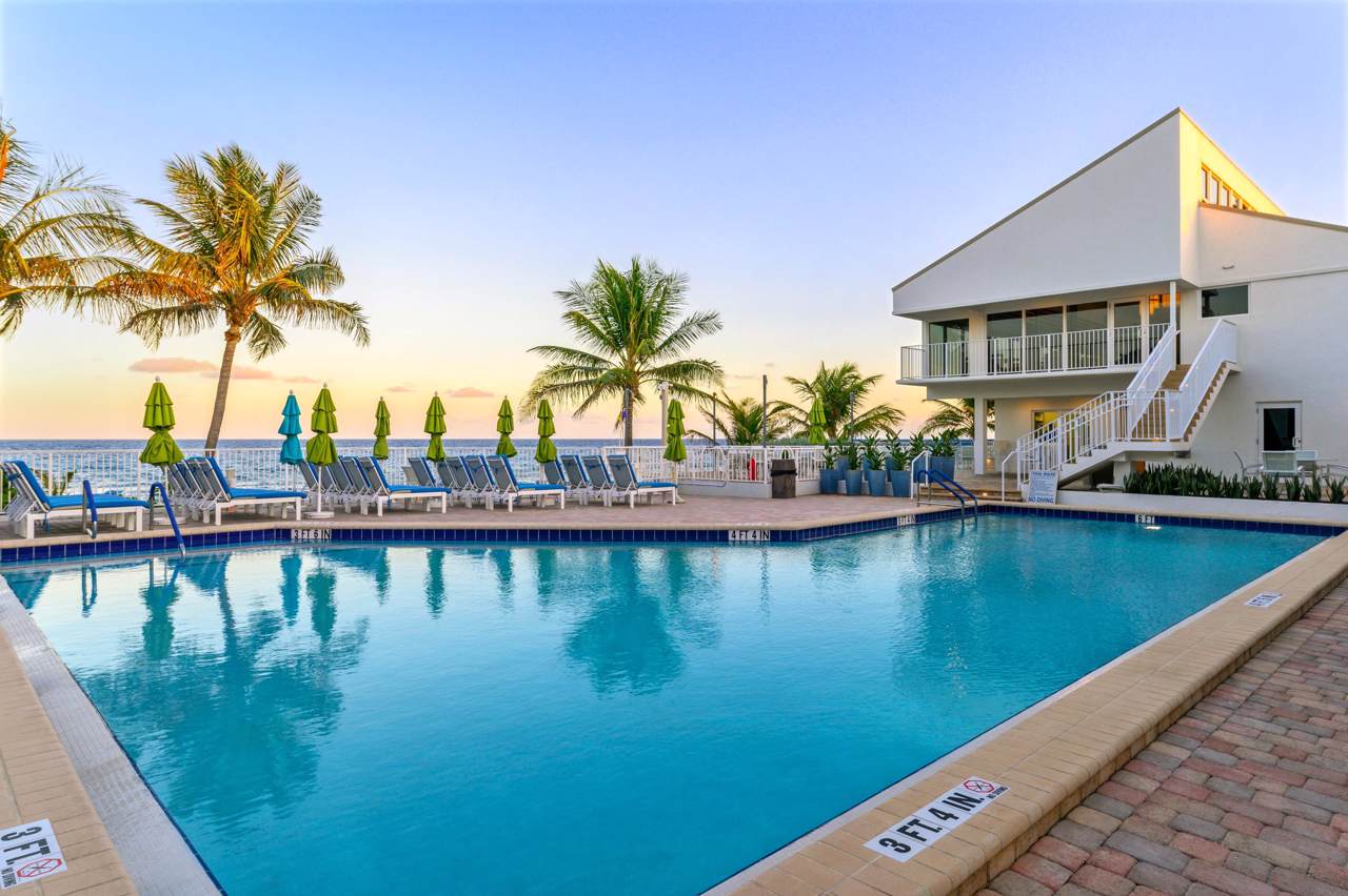 4746 Ocean Boulevard - Photo 1