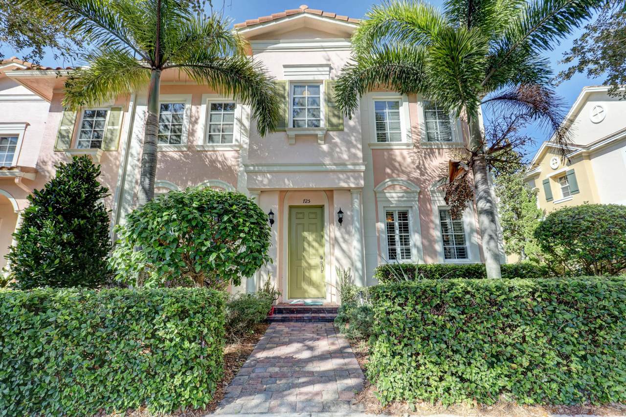 725 Dakota Drive - Photo 1