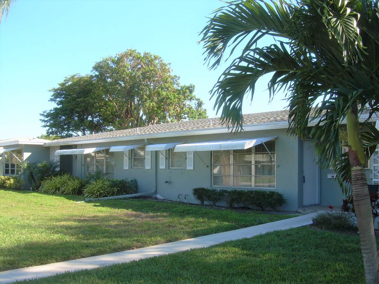 730 South Drive - Photo 1