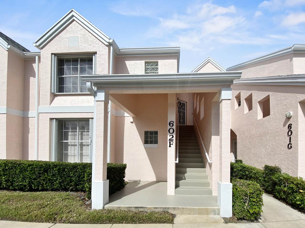 602 Muirfield Court - Photo 1
