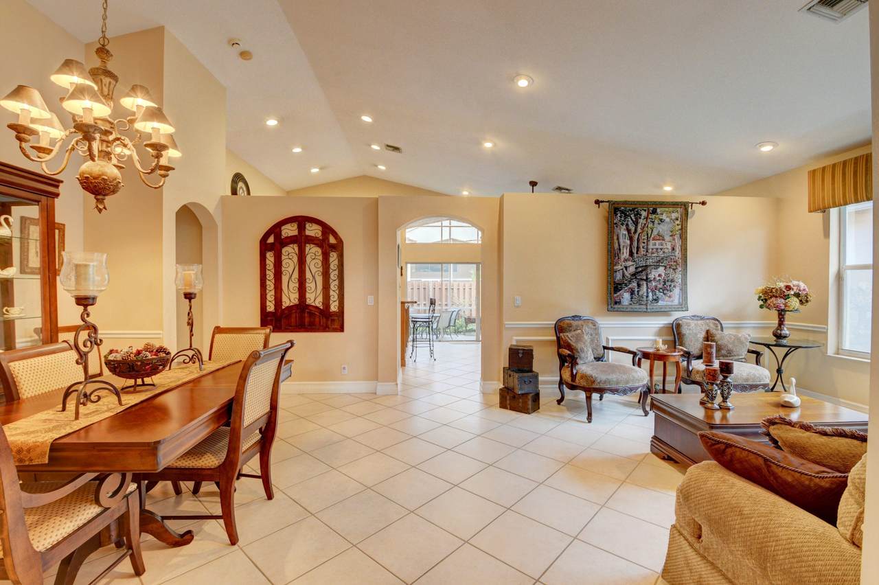 9471 Lago Drive - Photo 1