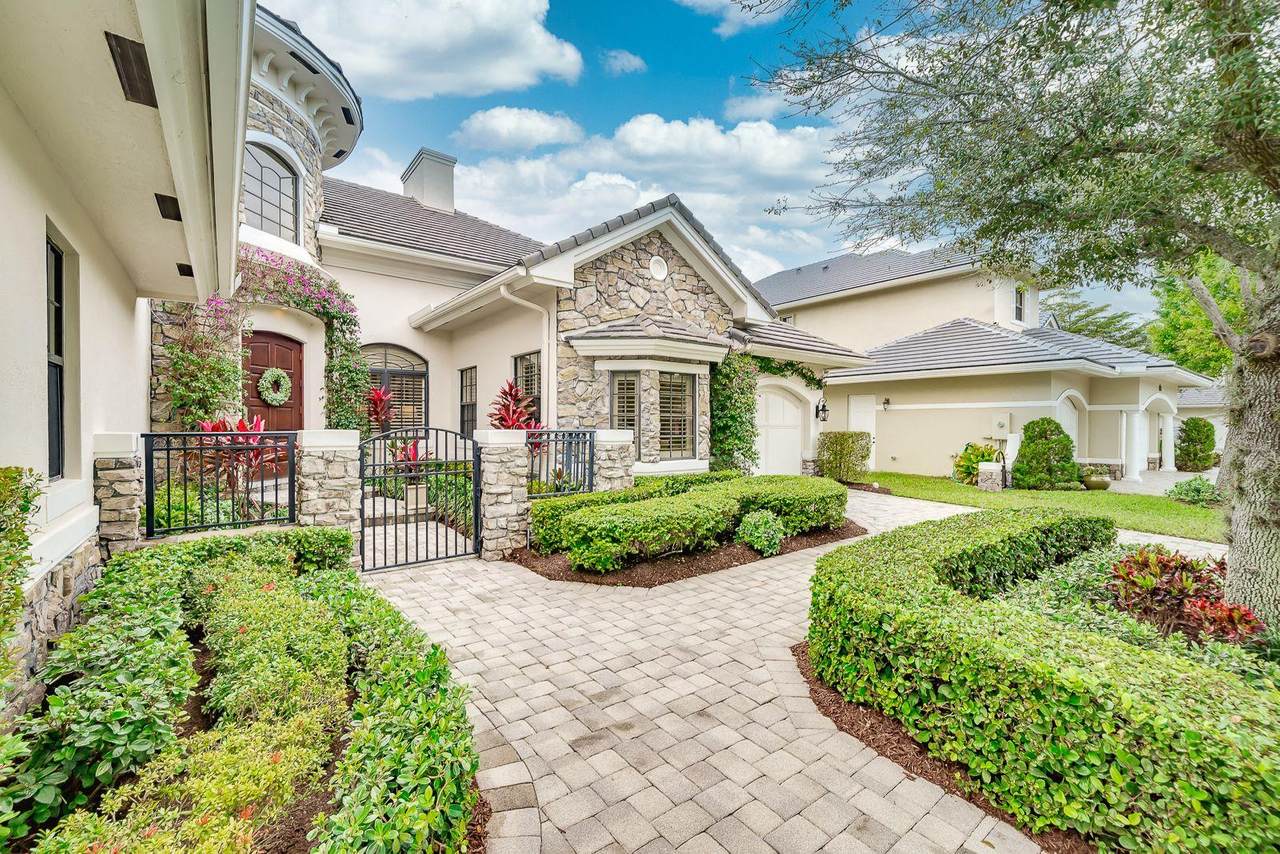 9019 Stone Pier Drive - Photo 1