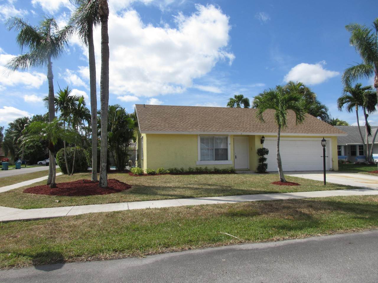 1739 Banyan Creek Court - Photo 1