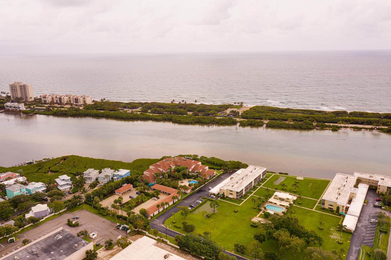 200 Waterway Road - Photo 1