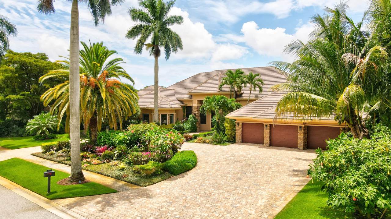 17938 Lake Estates Drive - Photo 1