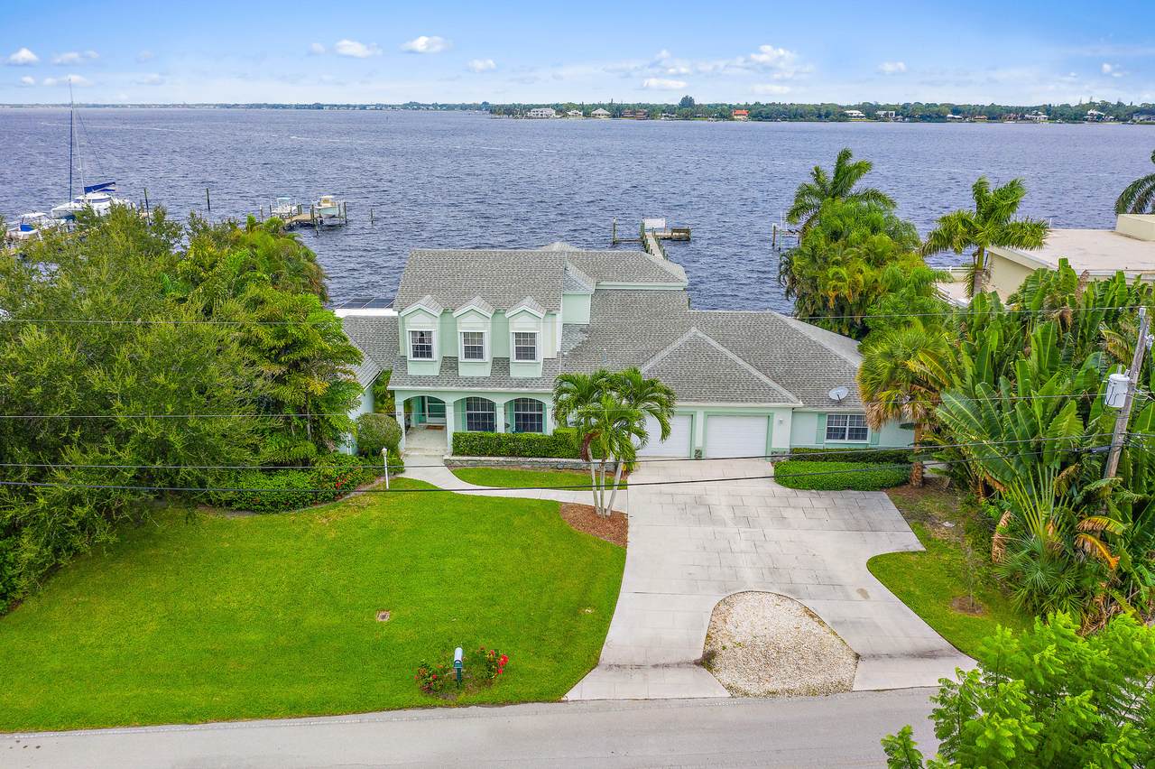 62 Riverway Boulevard - Photo 1