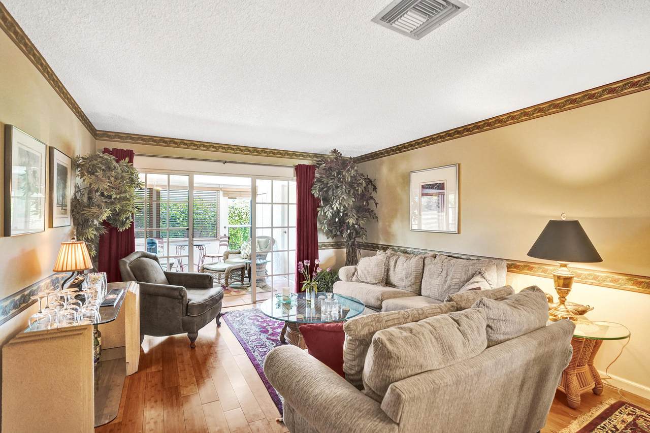 2381 Sumac Court - Photo 1
