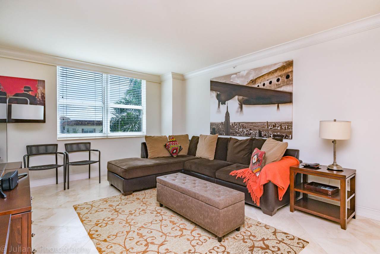 99 Mizner Boulevard - Photo 1