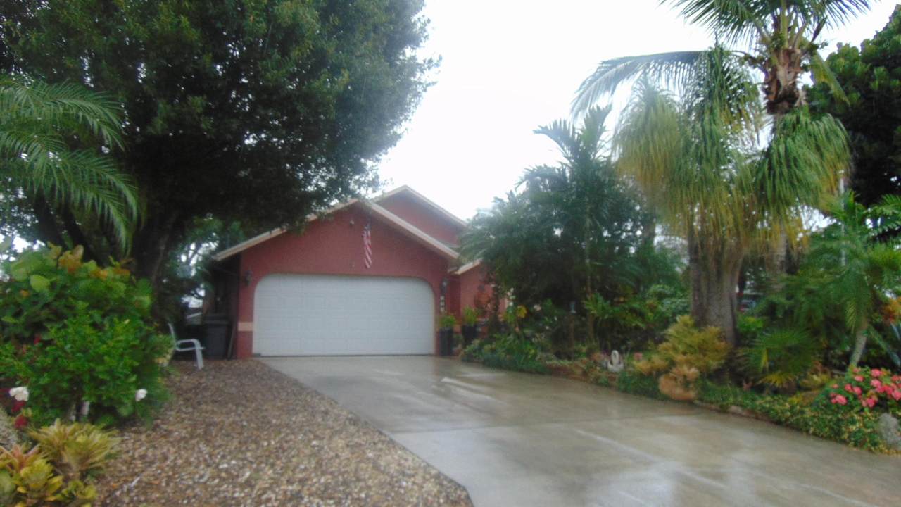 509 Berry Avenue - Photo 1