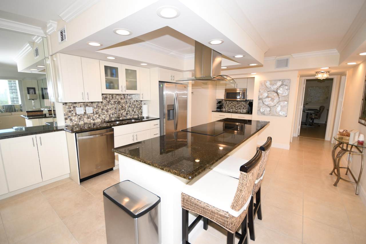 5440 Ocean Drive - Photo 1