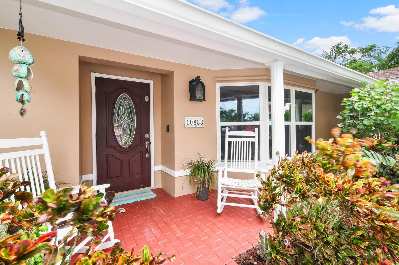10888 Hickory Drive - Photo 1