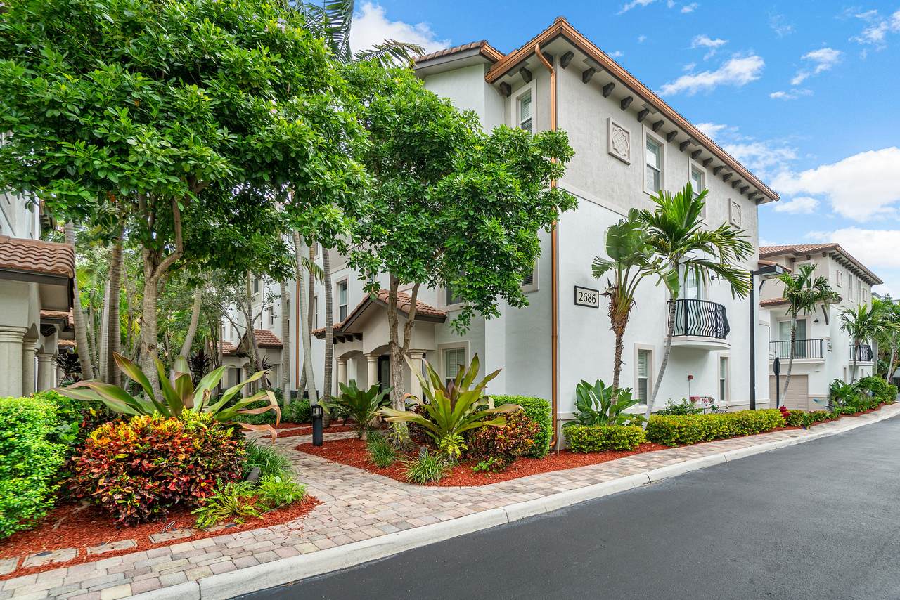 2686 Federal Highway - Photo 1
