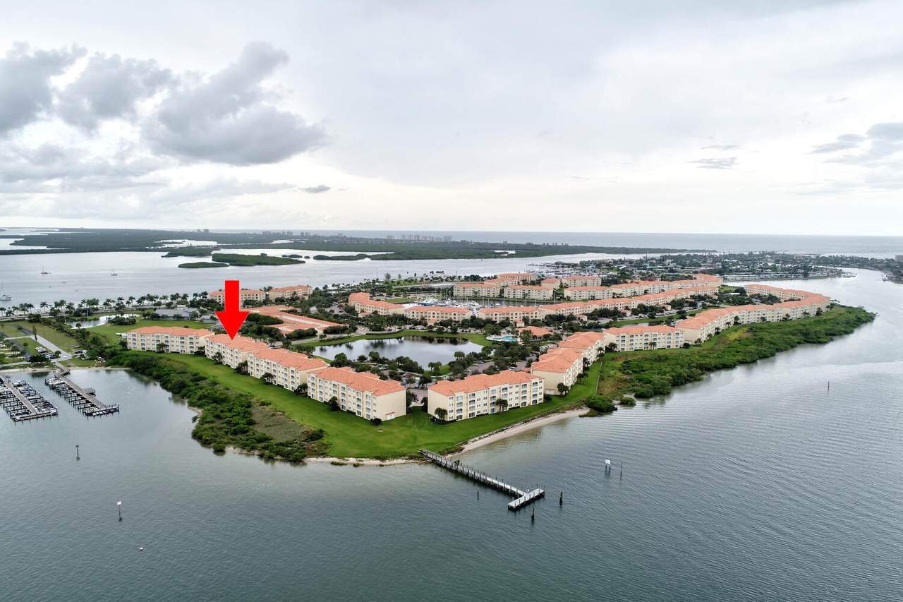 33 Harbour Isle Drive - Photo 1