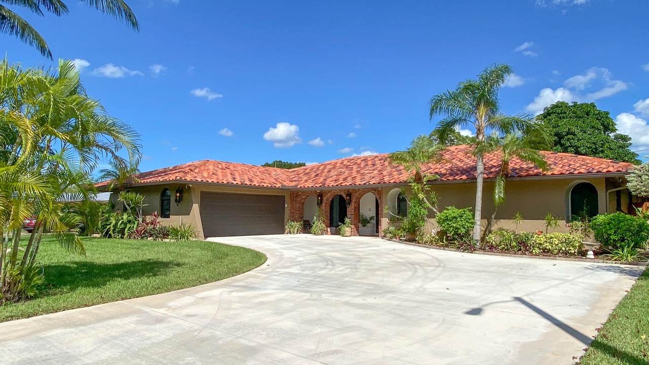 110 Naranja Avenue - Photo 1