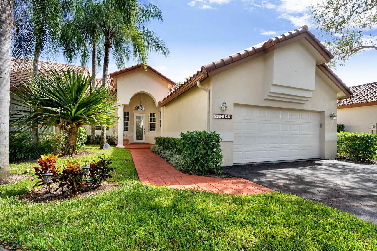 23443 Water Circle - Photo 1