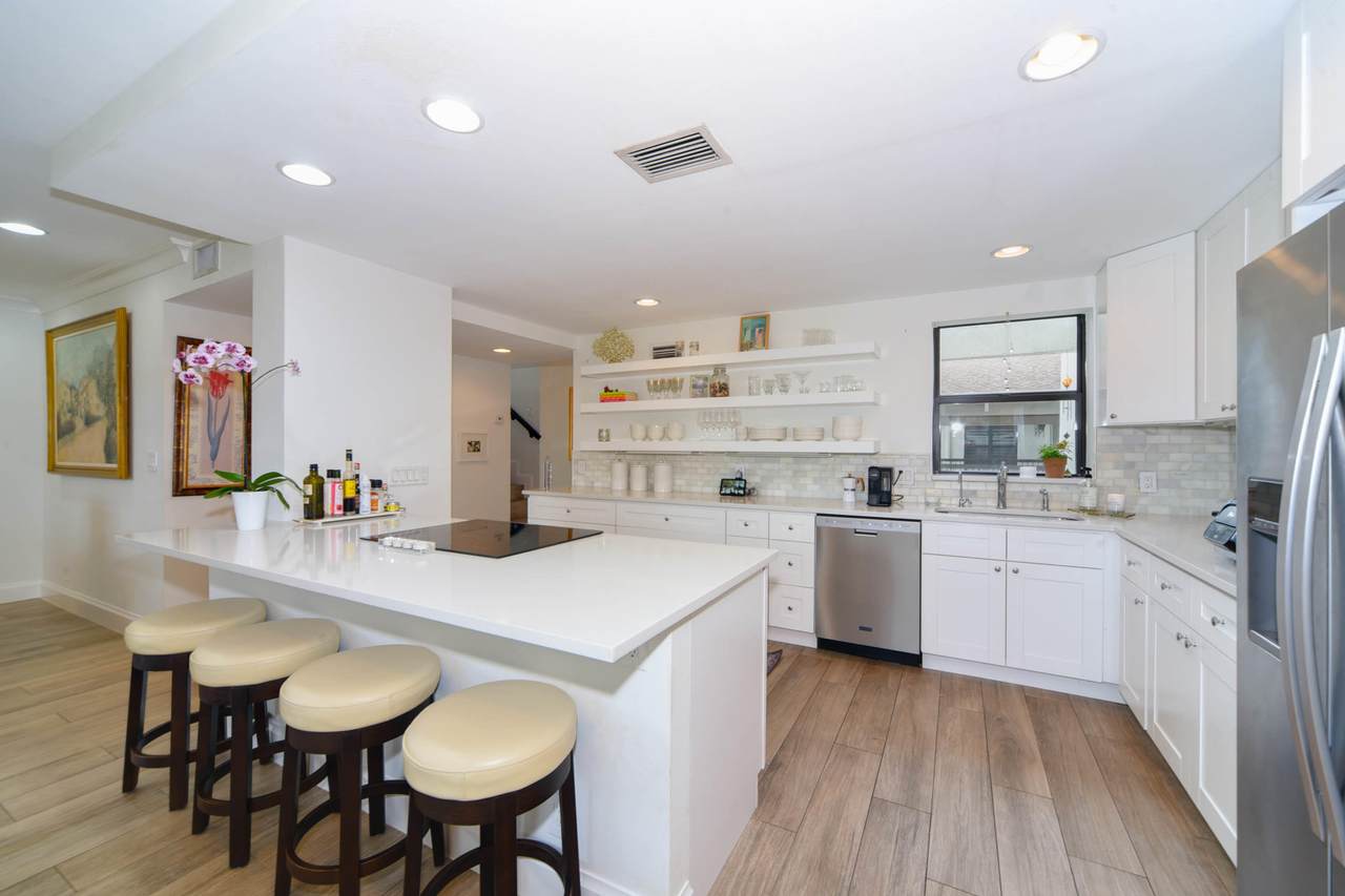 830 Greensward Court - Photo 1