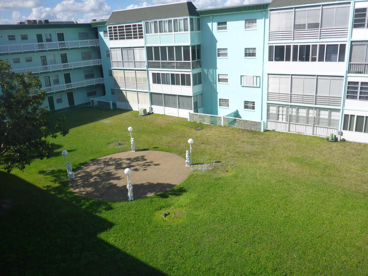 4401 41st Street - Photo 1