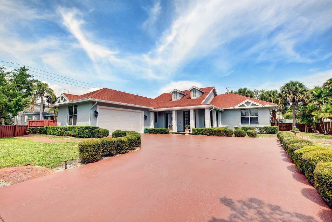 1031 Sunset Road - Photo 1